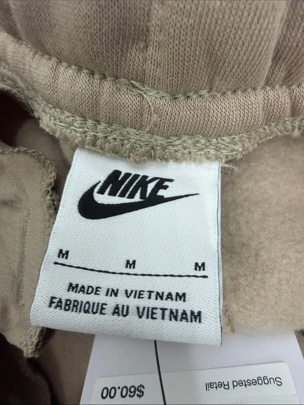 Nike men’s standard
